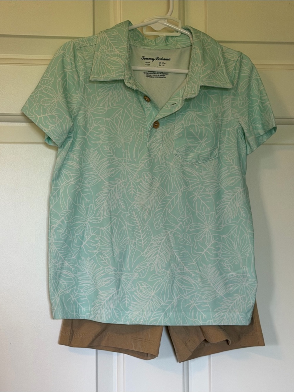 Tommy Bahama Light Aqua Leaf-Print Polo set